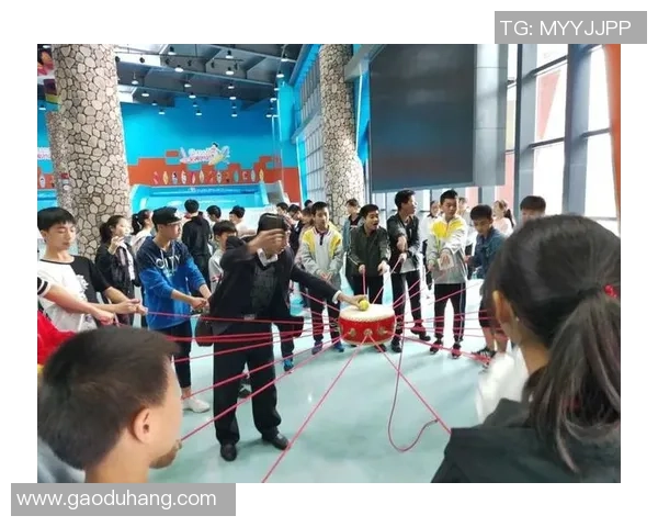 科学极限运动中的团队协作训练策略与方法探索